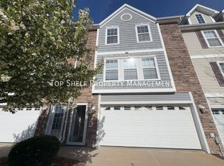 386 NE Satinwood, Waukee, IA 50263