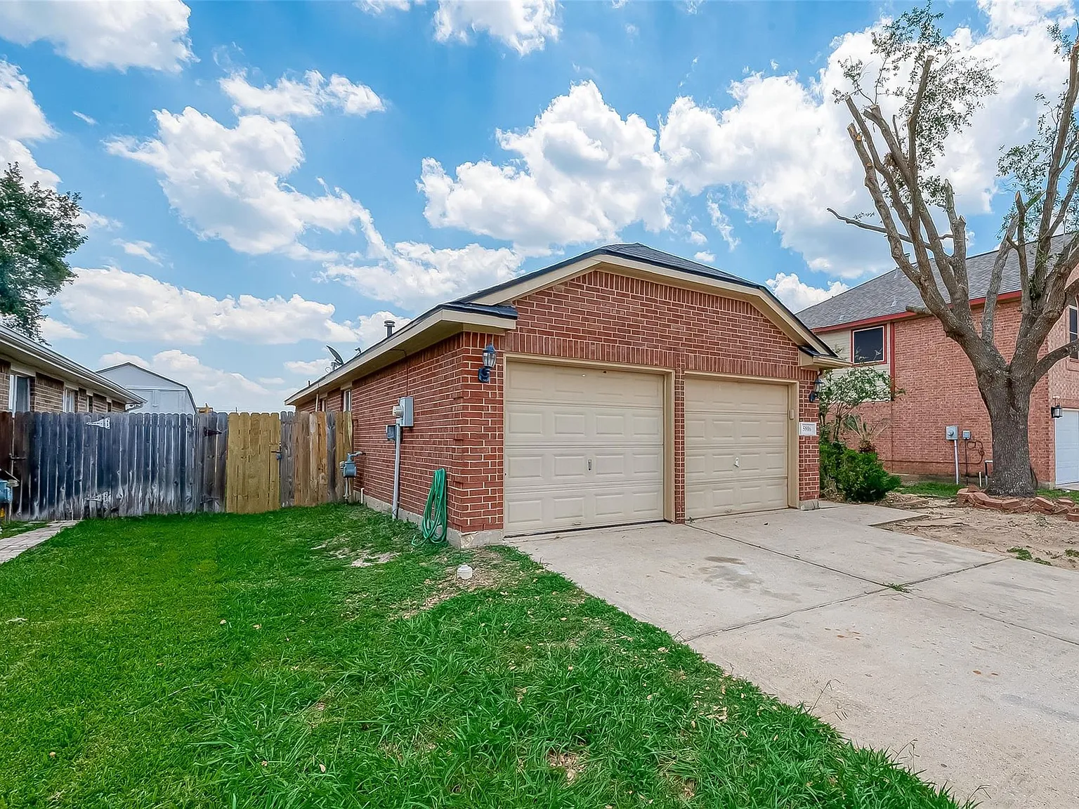 3 bed, 2.0 bath, 1678 sqft, $1,850 — Photo 1