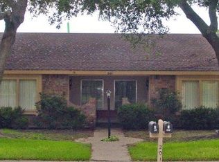 201 Lancelot St, VICTORIA, TX 77904