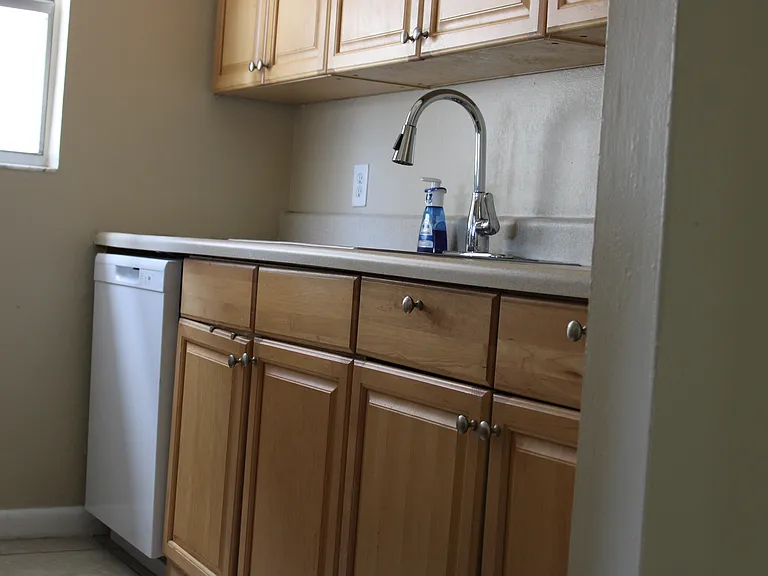 9119 Tudor Dr #201 — Photo 10