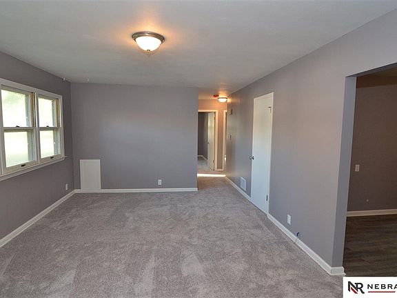 4th image of 4410 N 62nd St