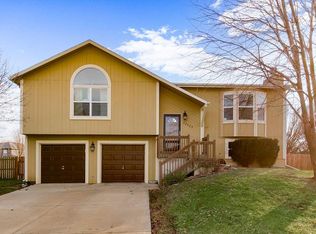 32585 W 174th St, Gardner, KS 66030