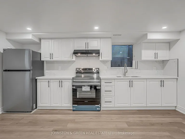 126 Slan Ave — Photo 5