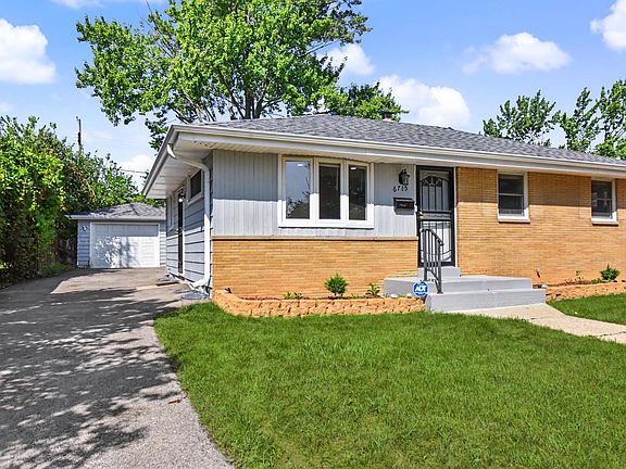 3rd image of 6715 N 78th STREET