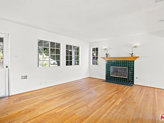 5th image of 3251 Tilden Ave