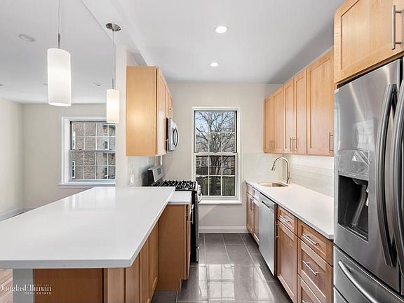 2nd image of 5417 31st Ave #D3m