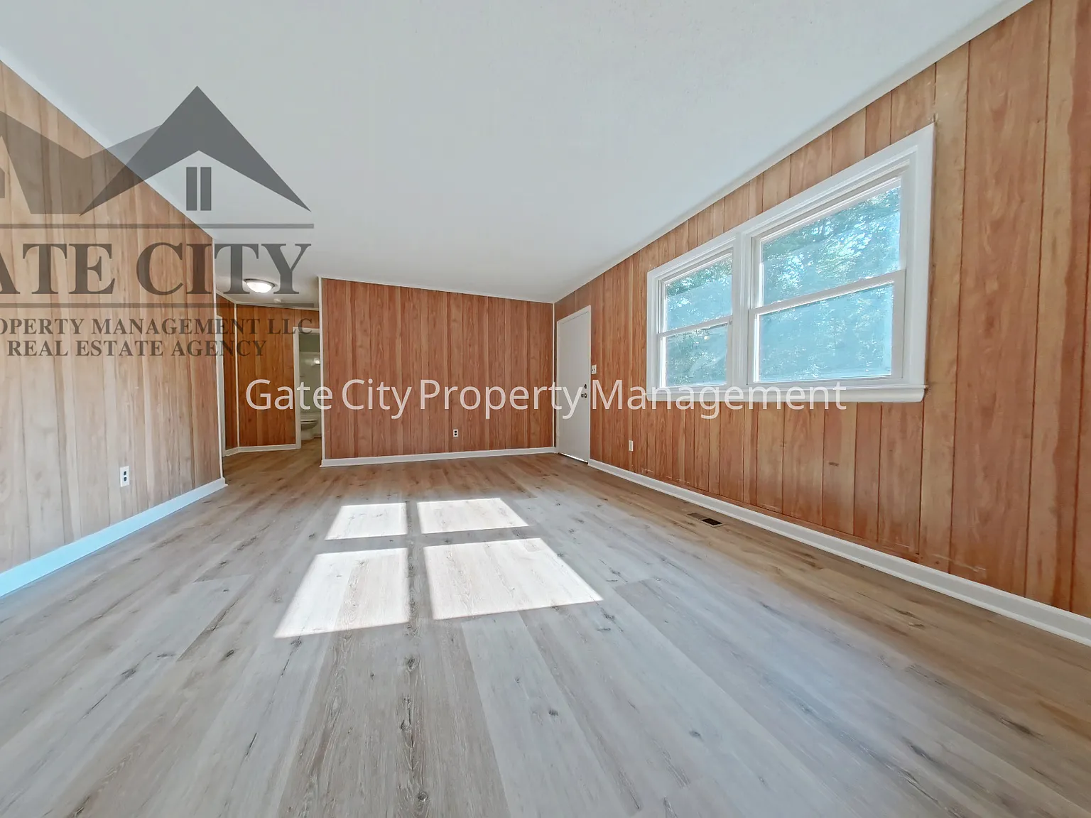 3 bed, $1,425 — Photo 4
