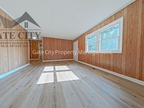 4th image of 3205 Pine Valley Rd