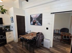 4211-4213 Trinity Rd, Duluth, MN