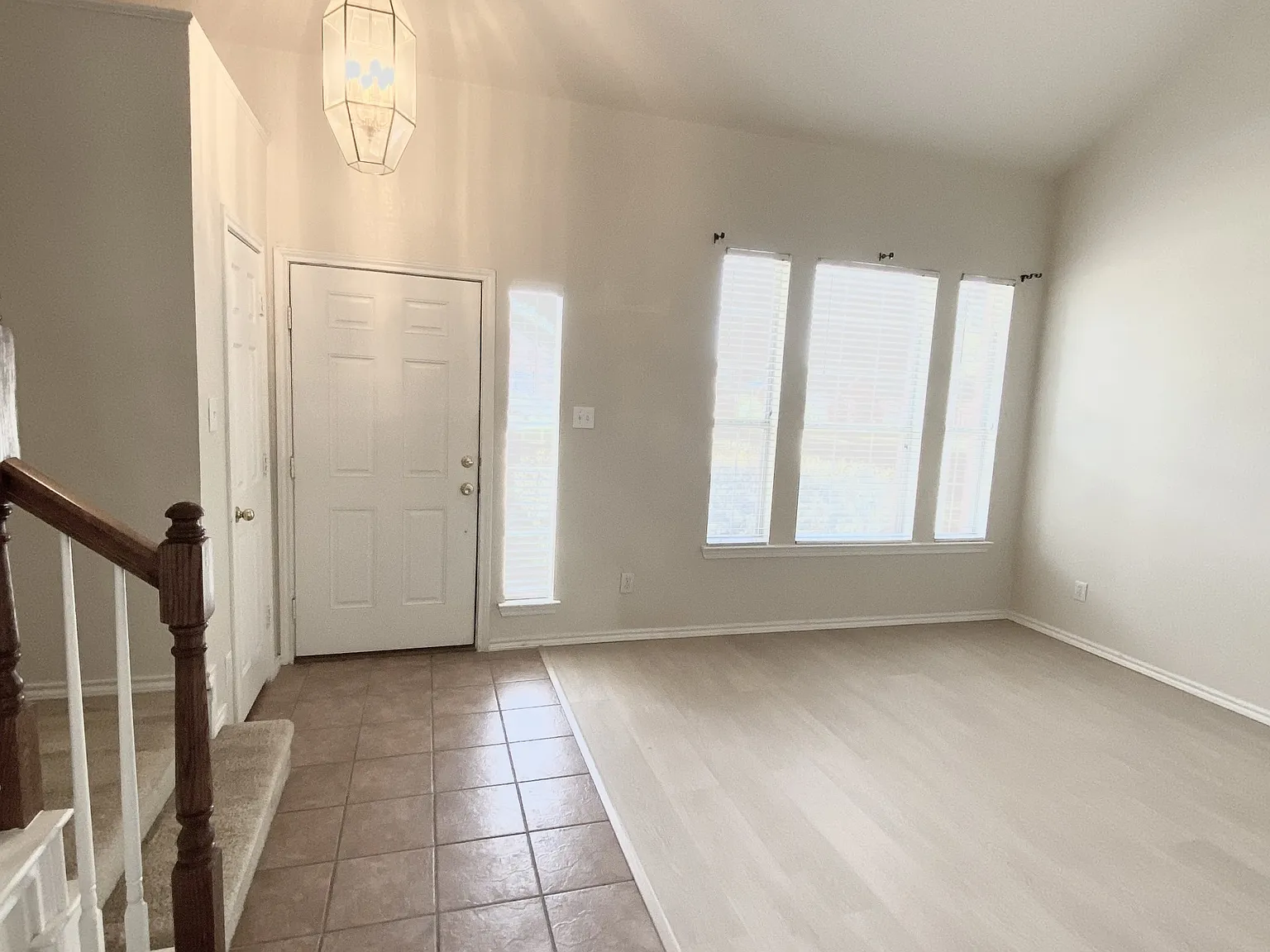 4 bed, 2.5 bath, 2580 sqft, $2,900 — Photo 3