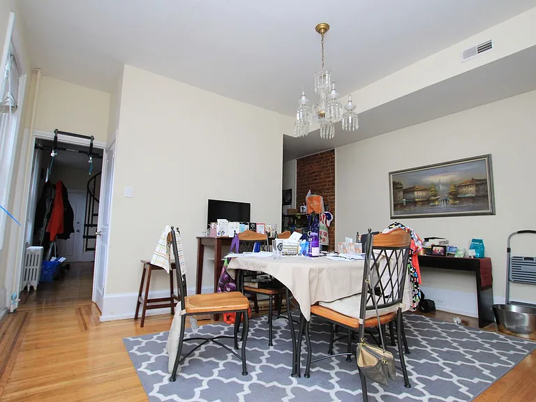 717 N 5th St #2R — Photo 9