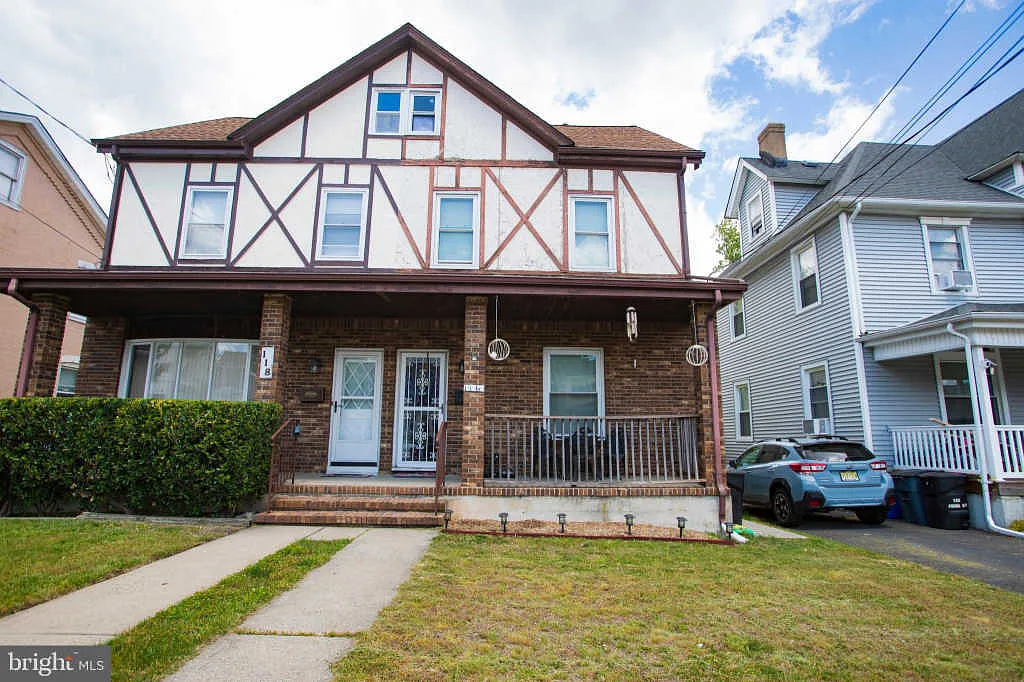 116 John St photo 1