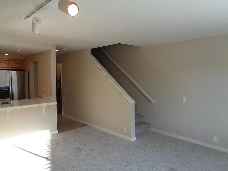 6926 Park Mesa Way — Photo 7