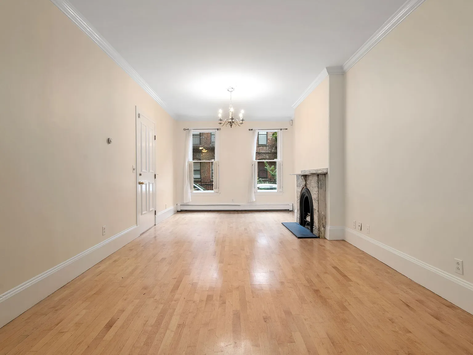 1 bed, 1006 sqft, $4,150 — Photo 4