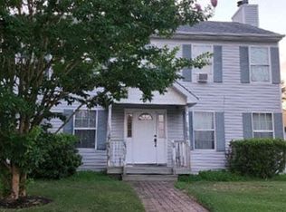 78 Indian Head Rd, Kings Park, NY 11754
