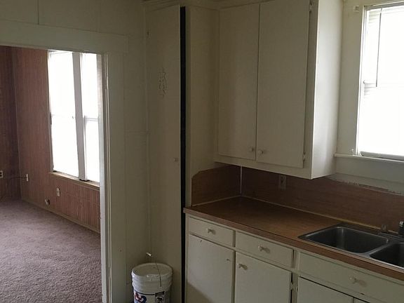 3rd image of 1610 17th St