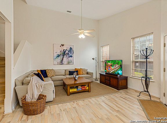 3rd image of 54 Chapel Hill Cir #0