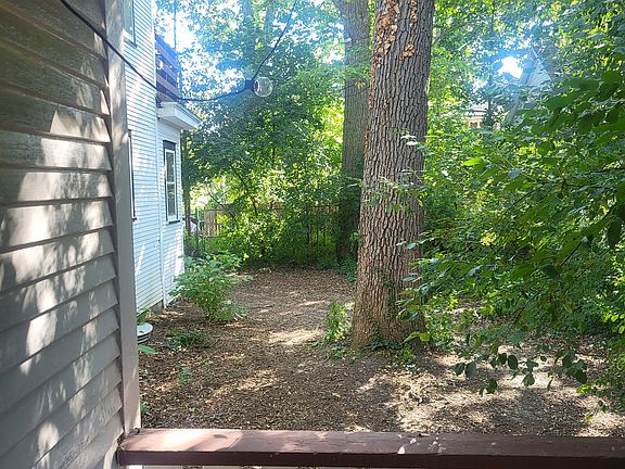 3rd image of 314 Fuller Ave SE #1