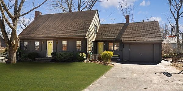 Front of House - 1 Car Garage