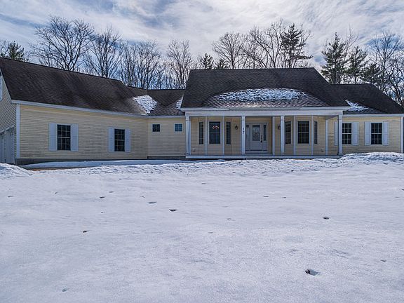 3rd image of 17 Buzzell Road