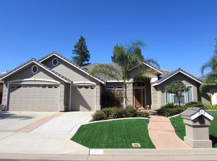 932 N Cindy Ave, Clovis, CA