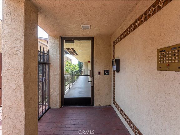 3rd image of 2722 E 20th St