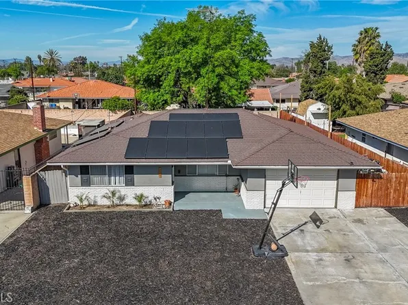 661 S Carmalita St, Hemet, CA 92543