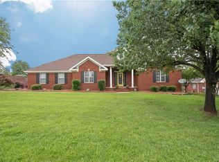 306 W Kingswood Dr, Enterprise, AL 36330