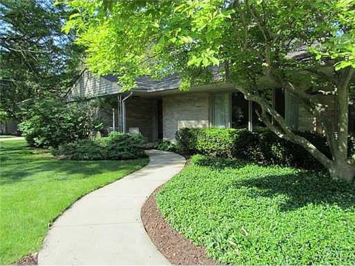 1st image of 4563 Nakoma Dr