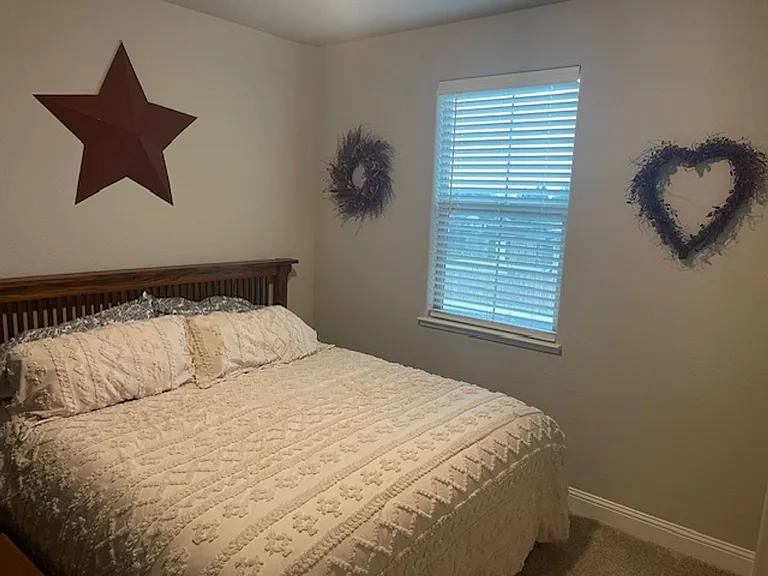 664 Morning Glory Cir — Photo 9