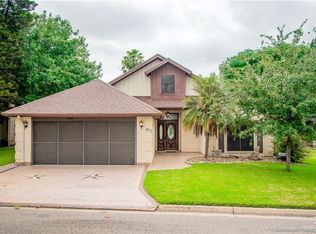 1817 Meadow View Dr, Mission, TX 78572