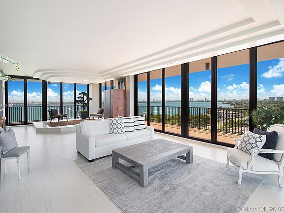 5th image of 1000 Venetian Way APT 1101