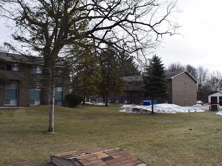 2243 E Apple Ave — Photo 9