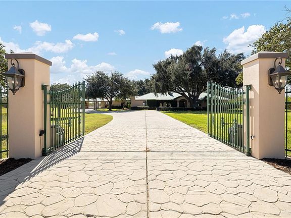 3rd image of 4725 Mile 6 Rd