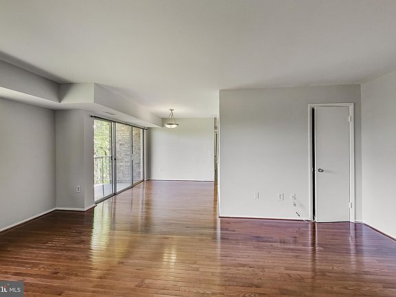 4th image of 12701 Lotte Dr