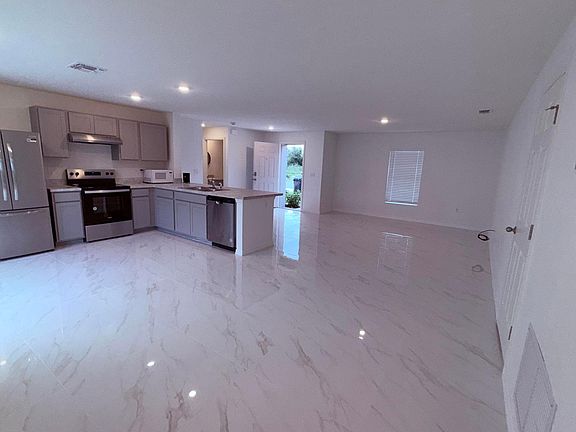 5th image of 316 SW Becker Road