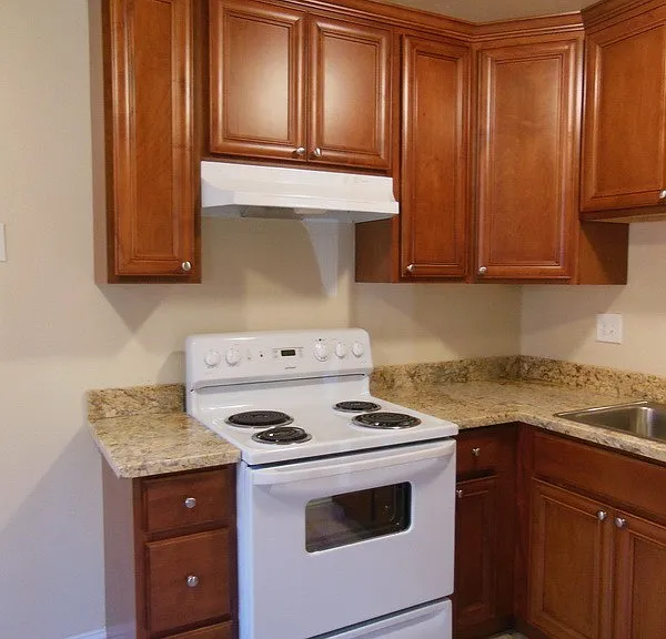 104 Redwood Ave — Photo 11