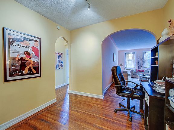 2nd image of 117-01 Park Ln S #D3d