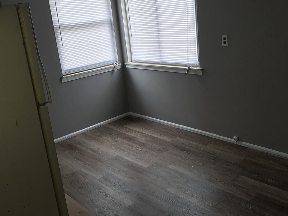 1st image of 1363 Northwood Dr