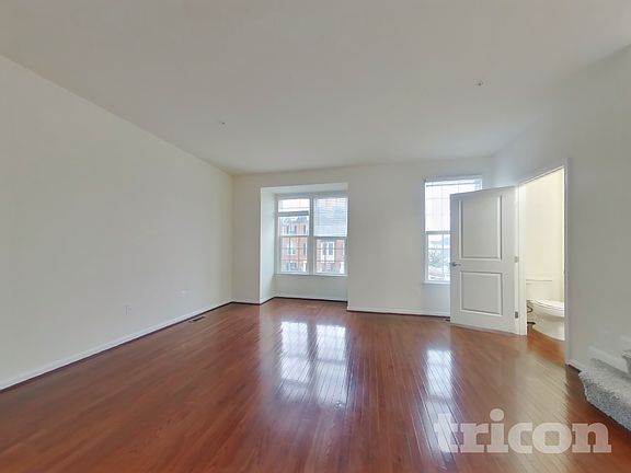 3rd image of 11922 Cooperstown Pl
