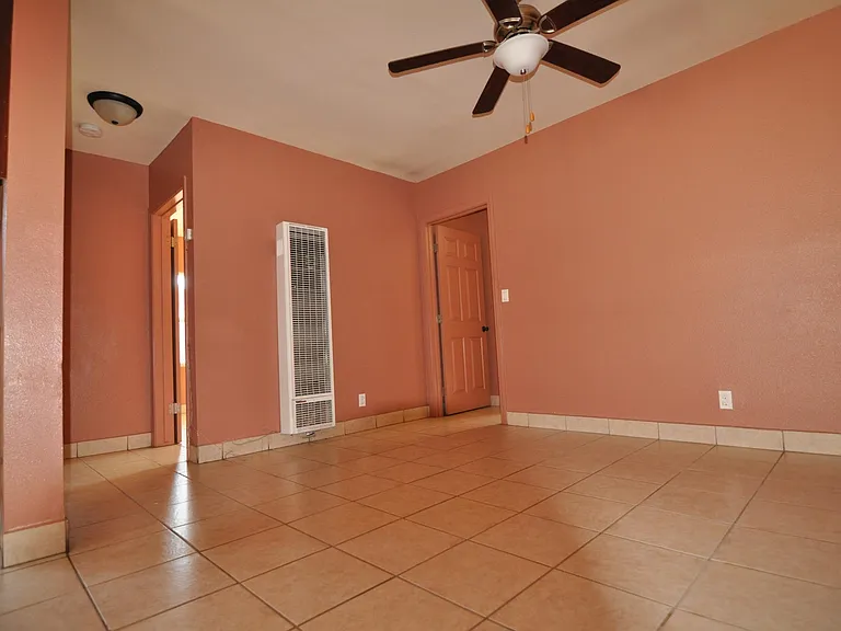 6125 S Hobart Blvd #6125 — Photo 8