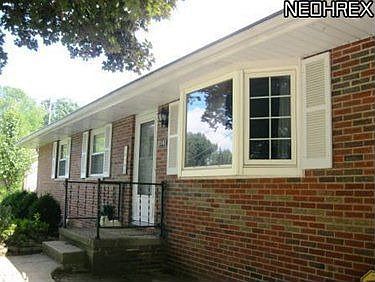 3rd image of 2942 Denise Dr