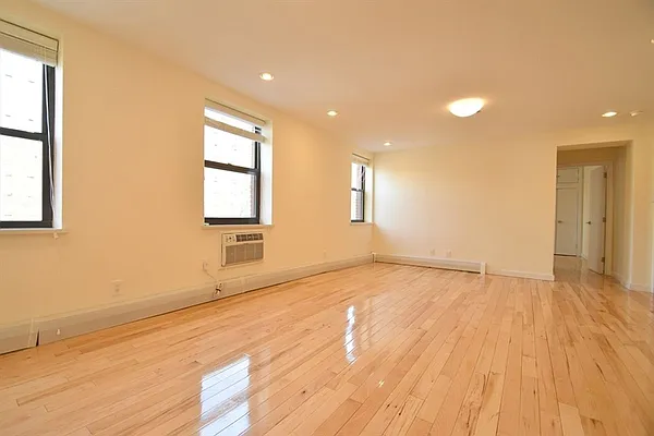 Rented by Corcoran | media 10