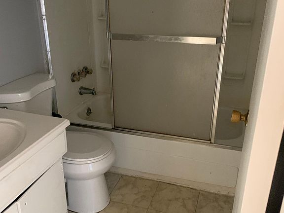 4th image of 3976 S Schenley Ave #2
