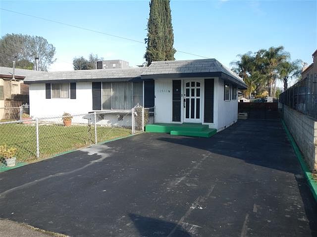 1st image of 12512 Julian Ave