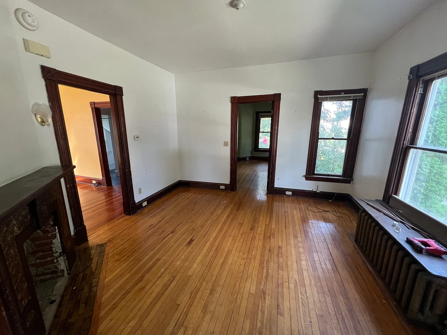 2 bed, 1000 sqft, $1,950 — Photo 4