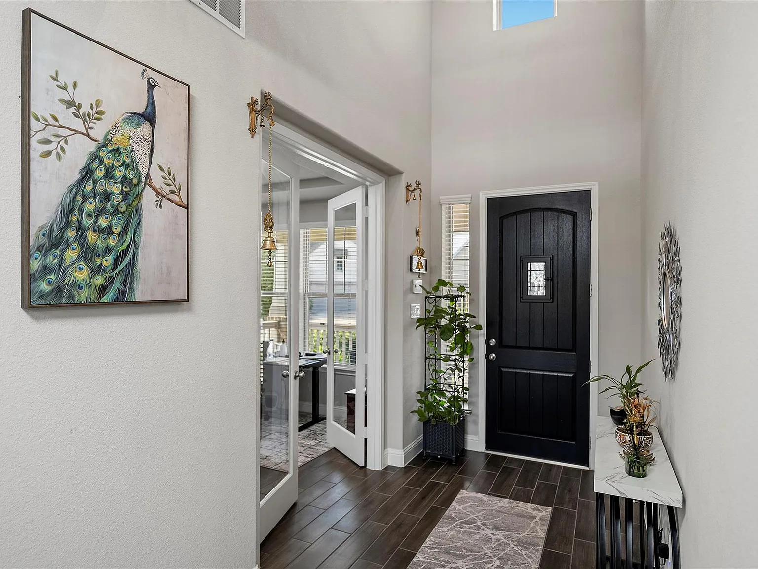 4 bed, 3.5 bath, 2919 sqft, $3,650 — Photo 3