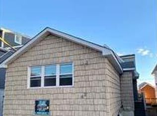 42 W 12th Rd, Broad Channel, NY 11693