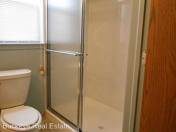 3rd image of 1513 N High St APT F