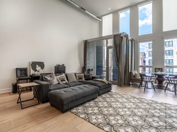 807 N 2nd St #3, Philadelphia, PA 19123